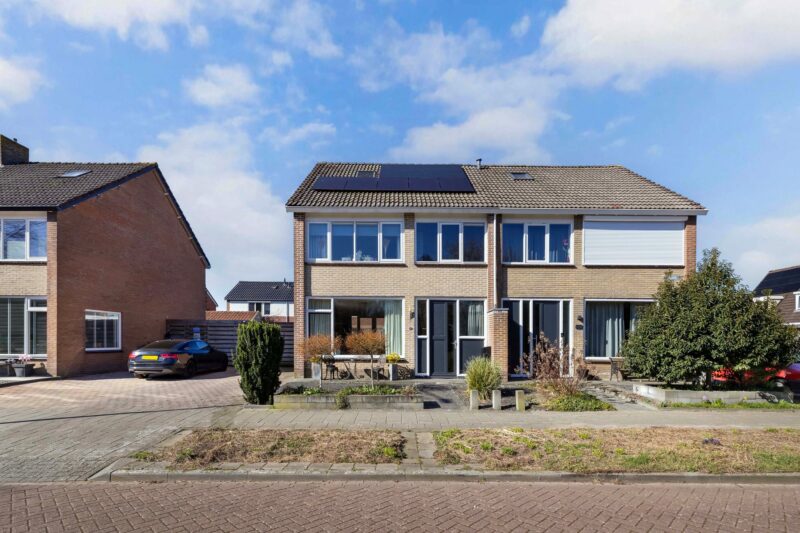 Blazer 24, Lemmer